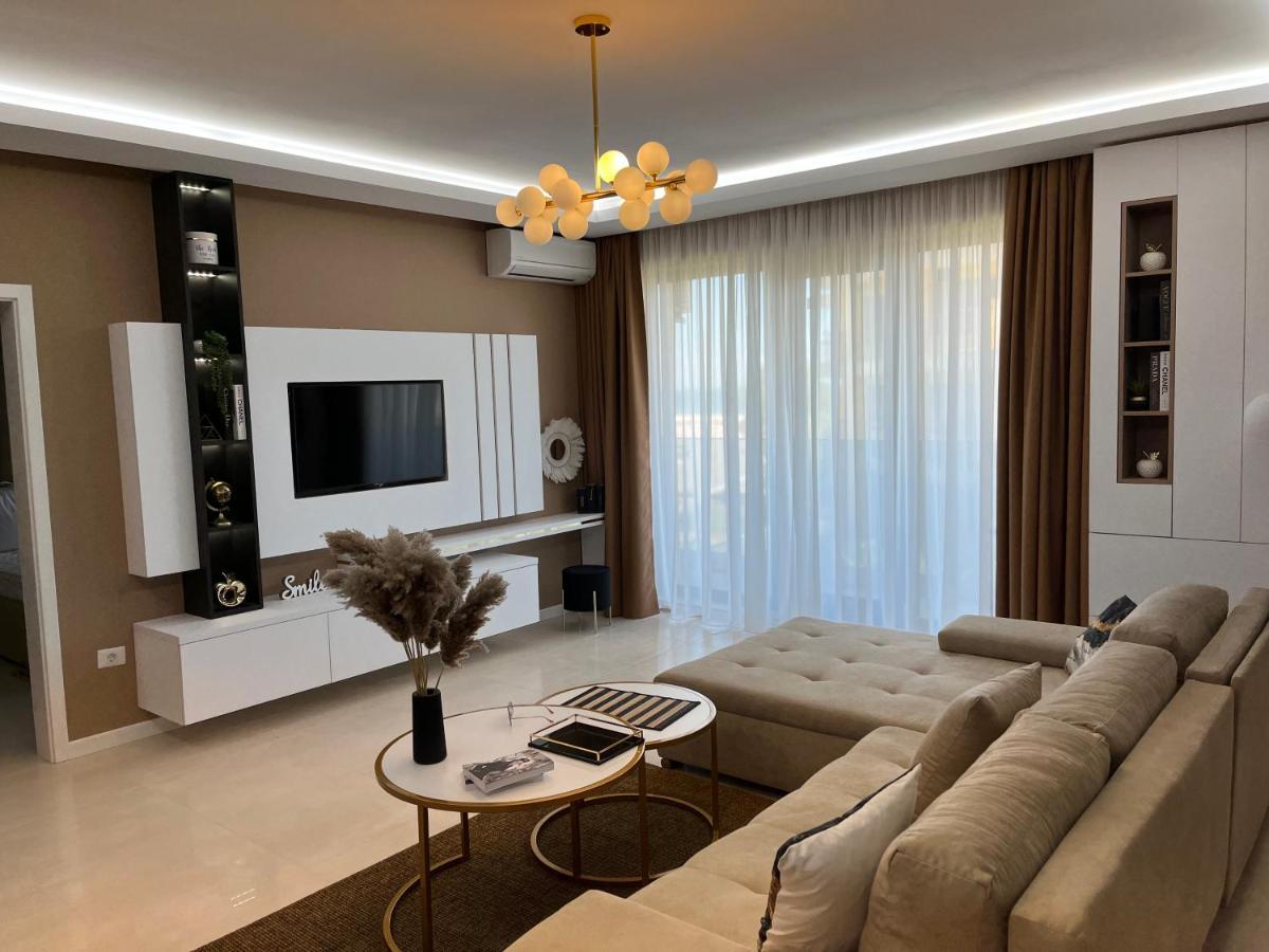 Sas 2 Luxury Apartments Mamaia Exterior photo